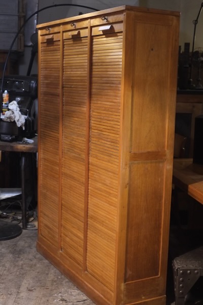 meuble de metier ancien en chene 